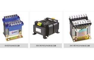 前面旗正電氣小編為大家總結了《控制變壓器容量規格》，今天我們再來(lái)為大家講講變壓器的規格型號，詳細內容進(jìn)旗正電氣—控制變壓器生產(chǎn)廠(chǎng)家站點(diǎn)http://www.jmbaping.com/查看，總結讓你一目了然的。